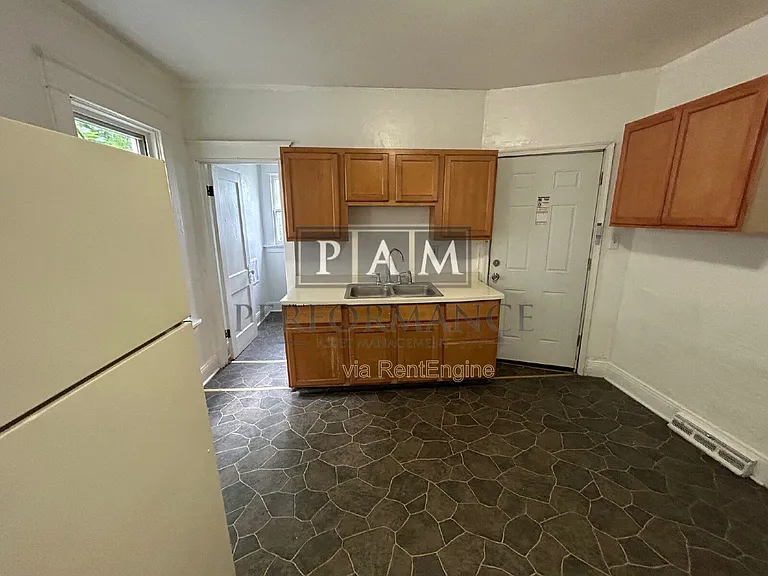 2443 S 9th St #1 — Photo 6