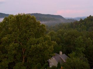 1 Terrapin Trl, Flat Rock, NC 28731