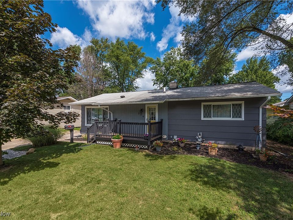 1st image of 376 Fairwood Cir
