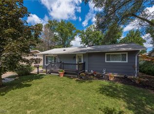 376 Fairwood Cir, Berea, OH 44017