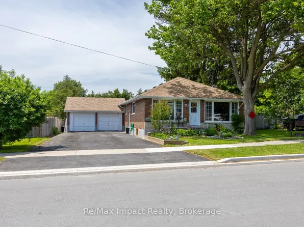 44 Brown St, Clarington, ON L1C 2R4