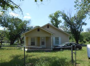 6224 Hartman Rd, Forest Hill, TX 76119