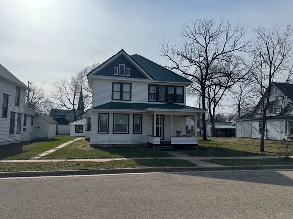 329 N 2nd St #B, Muscoda, WI 53573