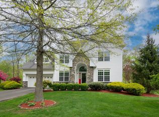 37 Independence Cir UNIT 37, Middlebury, CT 06762
