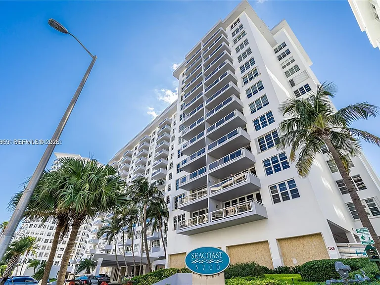 5700 Collins Ave #15D — Photo 34