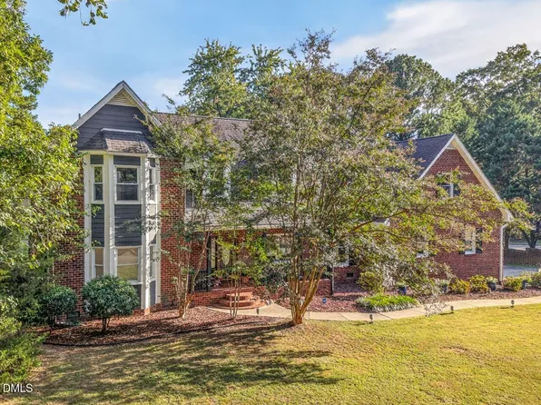 3735 Stoneybrook Dr, Durham, NC 27705