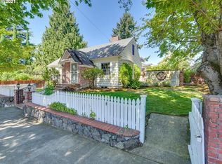 3831 SE Tolman St, Portland, OR 97202