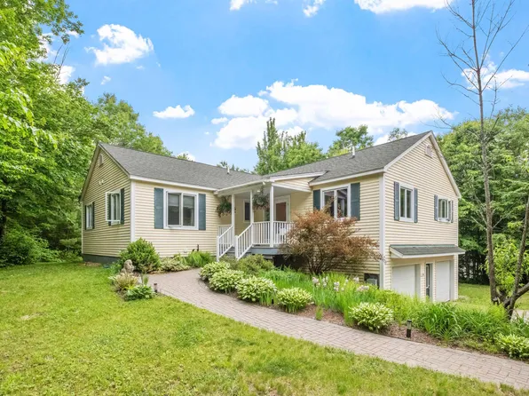 36 Weston Woods Circle, Campton, NH 03223