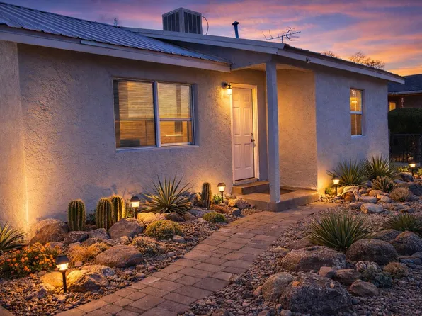 1011 W Castillo Ave, Belen, NM 87002