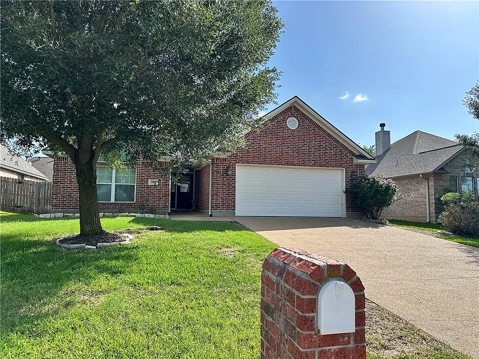 3908 Tournay Ln