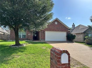3908 Tournay Ln, College Station, TX 77845