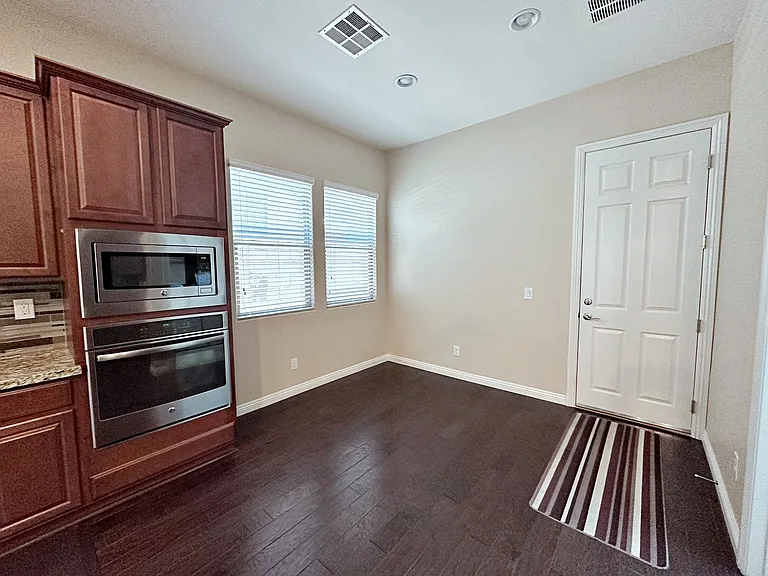 71 Newton Ridge Way — Photo 14
