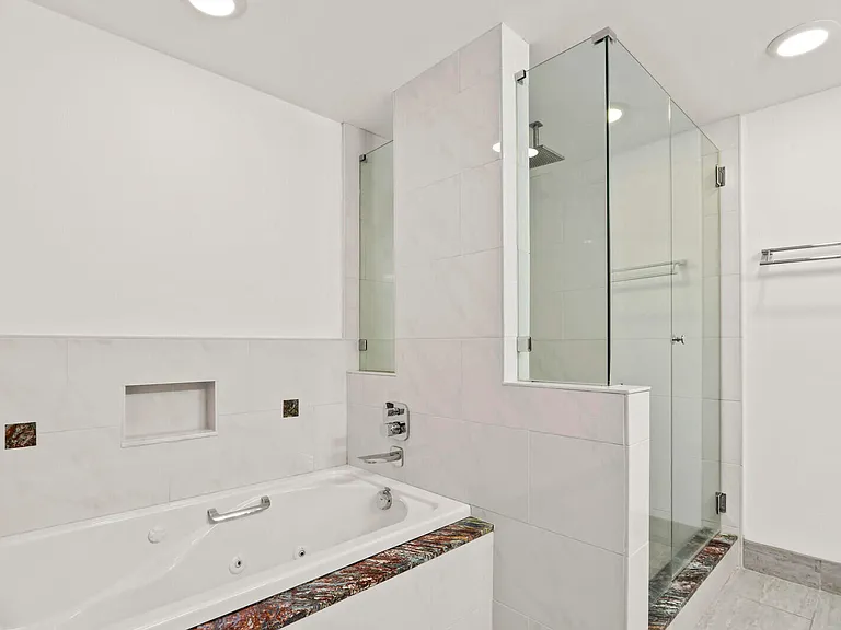 4200 N Ocean Dr #1-203 — Photo 25