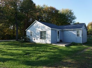 5398 Airline Rd, Muskegon, MI 49444