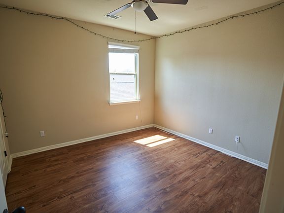 Upstairs bedroom #3