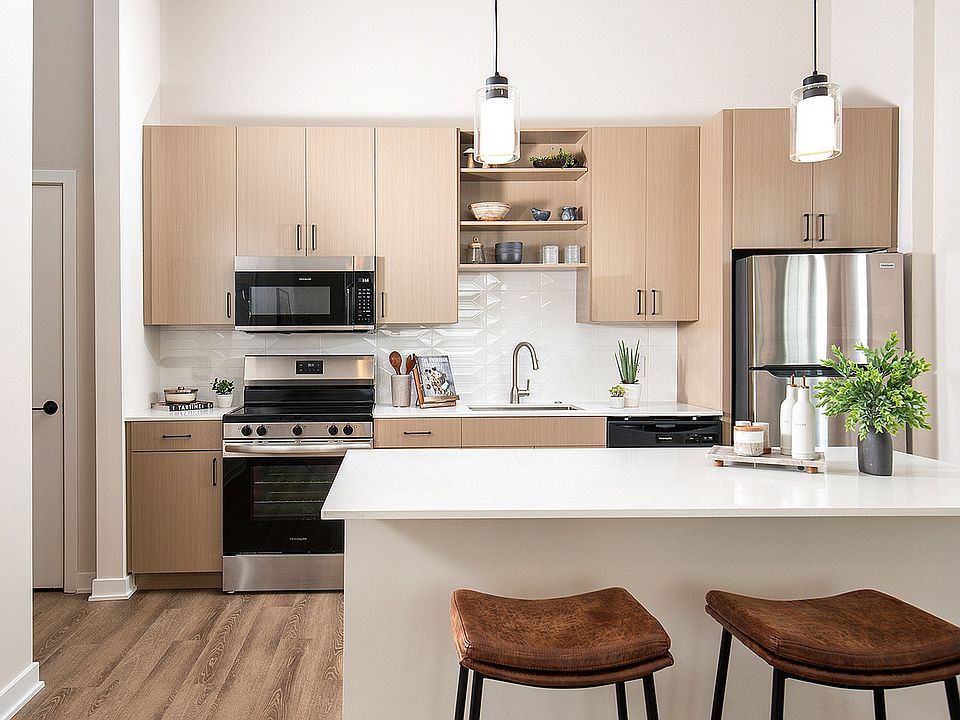 Experience the elegance and functionality of this beautifully designed kitchen, featuring top-of-the-line finishes.