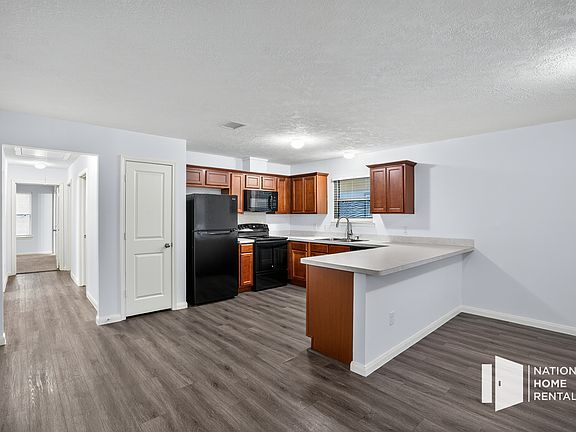 2nd image of 3987 Sam Houston Rd