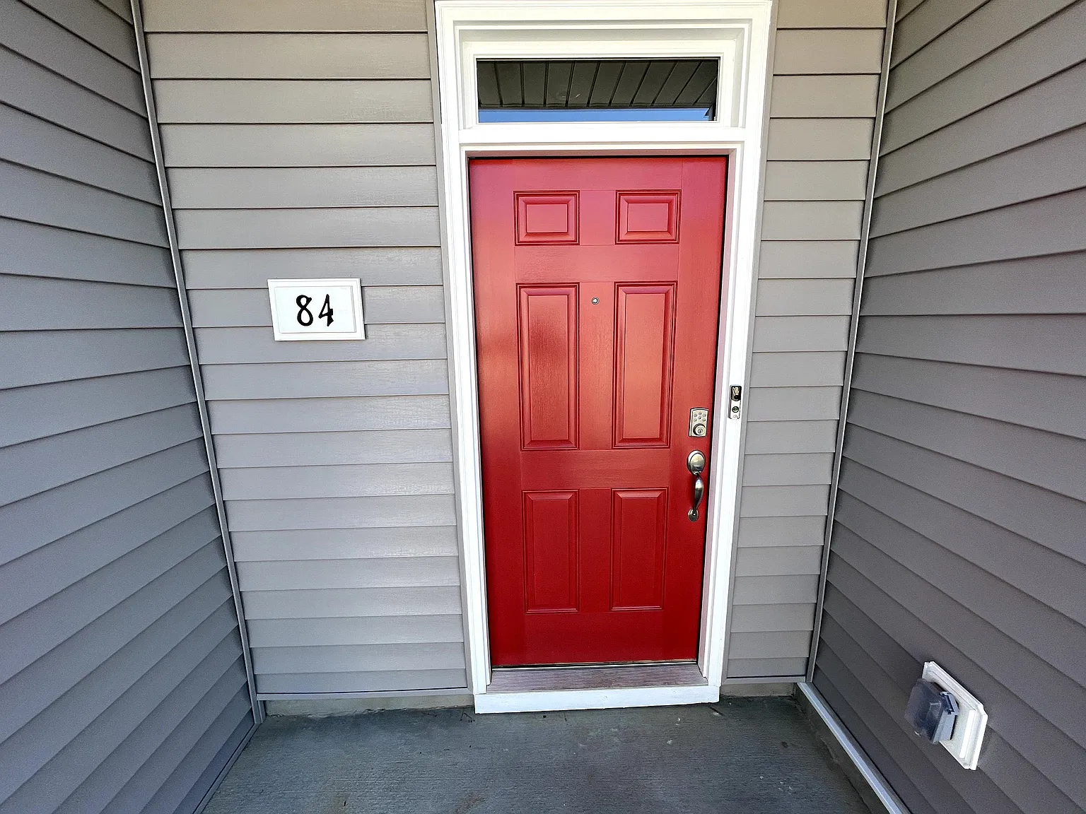 3 bed, 2.5 bath, 1420 sqft, $1,795 — Photo 2