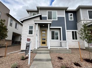 21143 E 67th Ave, Aurora, CO 80019