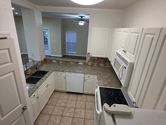 5th image of 5909 Leopardstown Dr