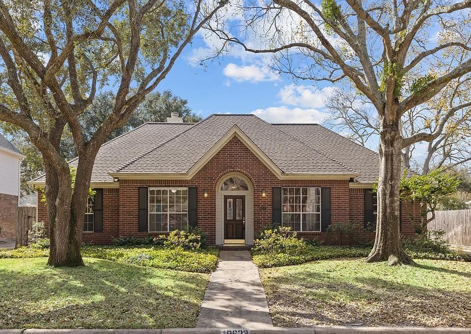 1st image of 19623 Mills Meadow Ln