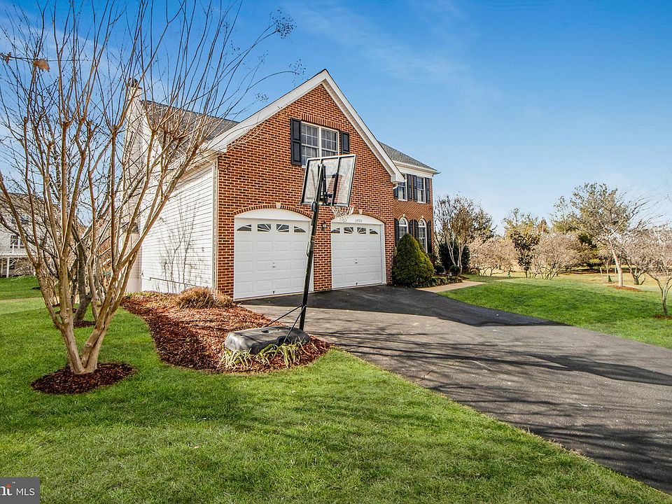 22593 Gleedsville Manor Dr, Ashburn, VA 20148 Zillow