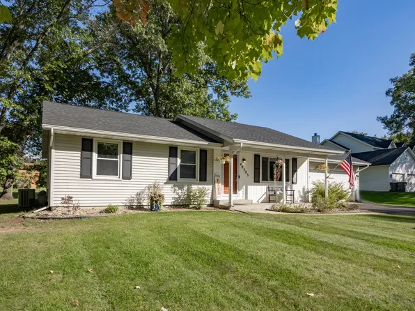 48503 Hickory Ln, Mattawan, MI 49071