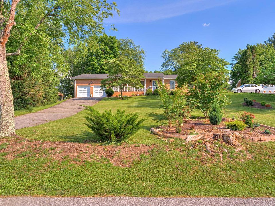 1st image of 50 Rosehill Dr