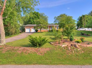 50 Rosehill Dr, Christiansburg, VA 24073