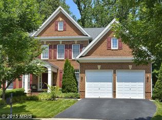 736 Pearson Point Pl, Annapolis, MD 21401