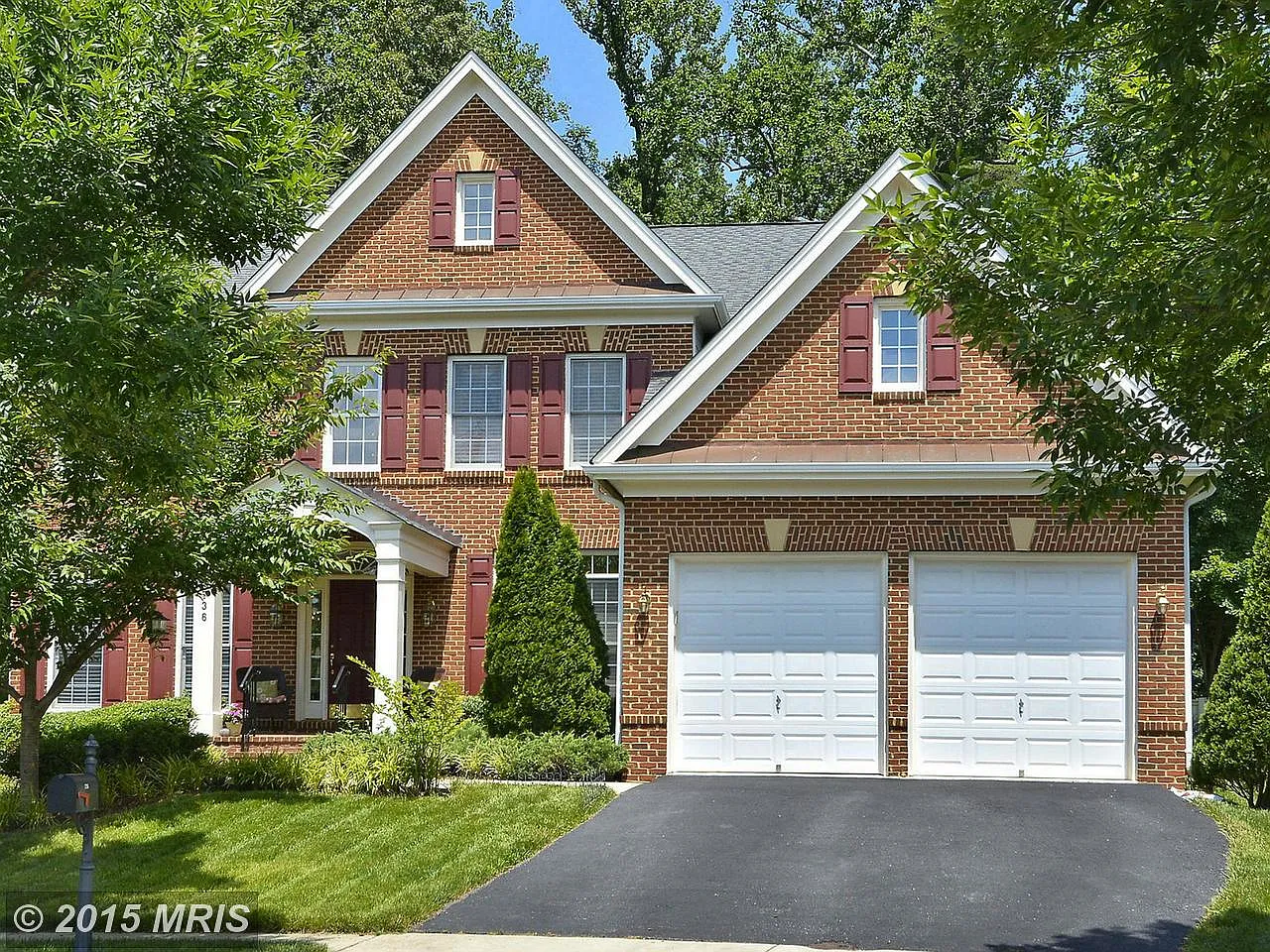 736 Pearson Point Pl photo 1
