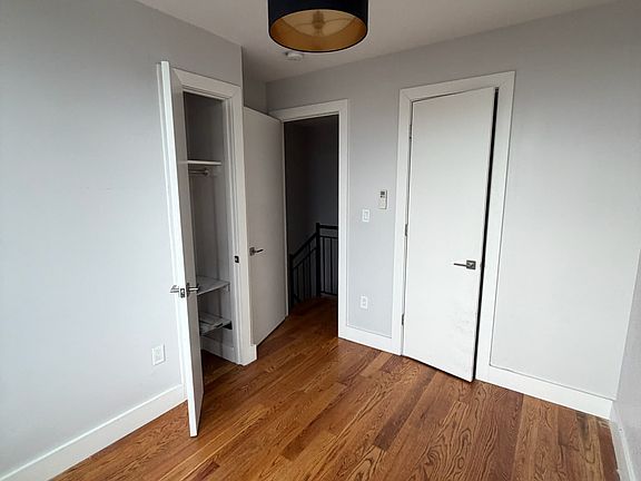4th image of 680 E 21st St #5A