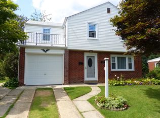 521 Ridley Cir, Morton, PA 19070