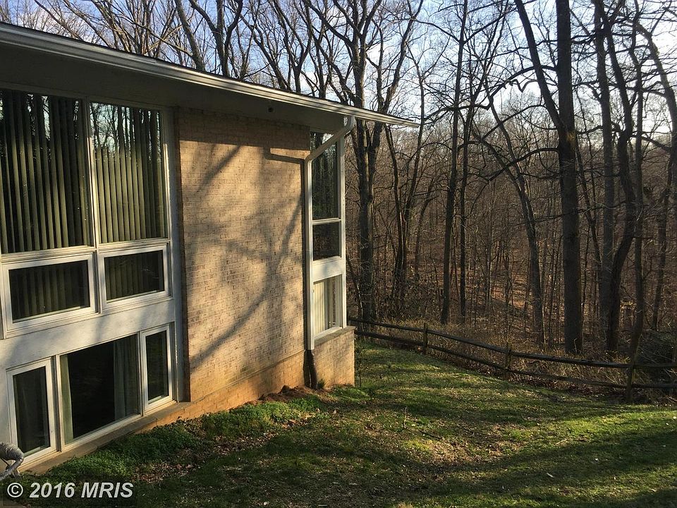 2nd image of 10420 Burnt Ember Dr