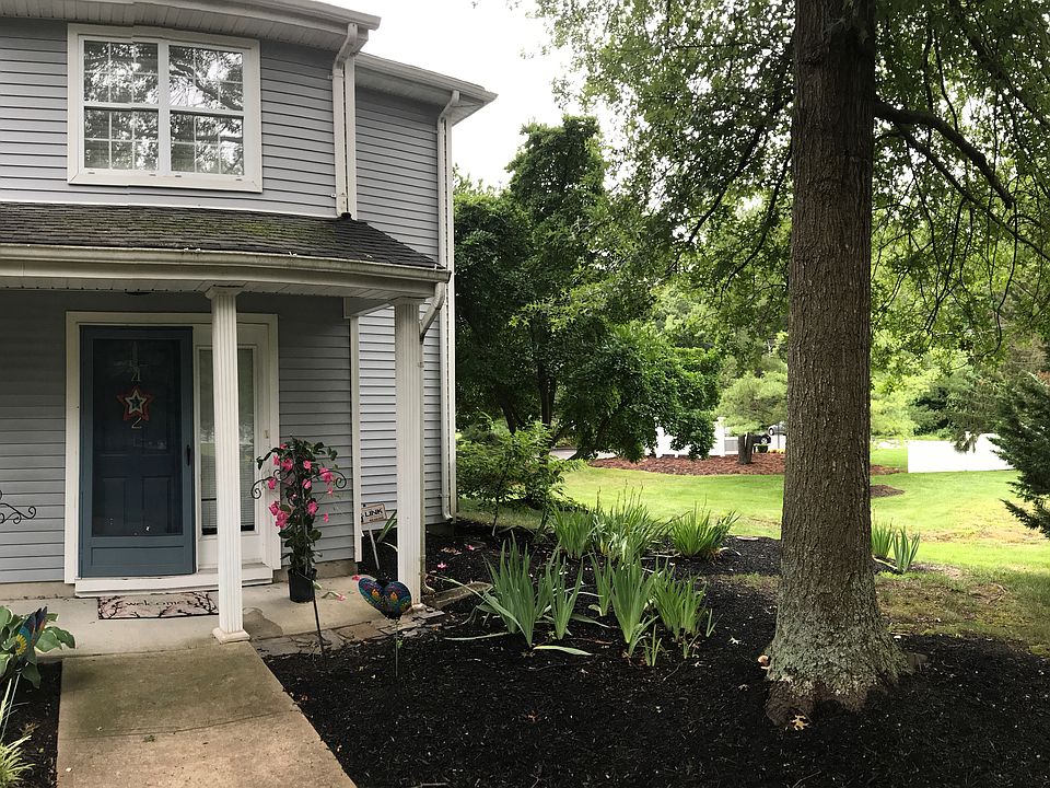 Welcome to 432 Hampton Ct