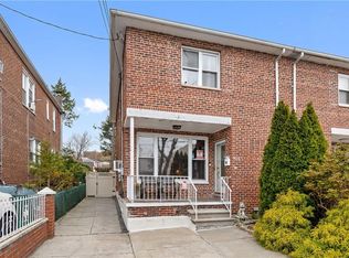 1576 Hollywood Ave, Bronx, NY 10461