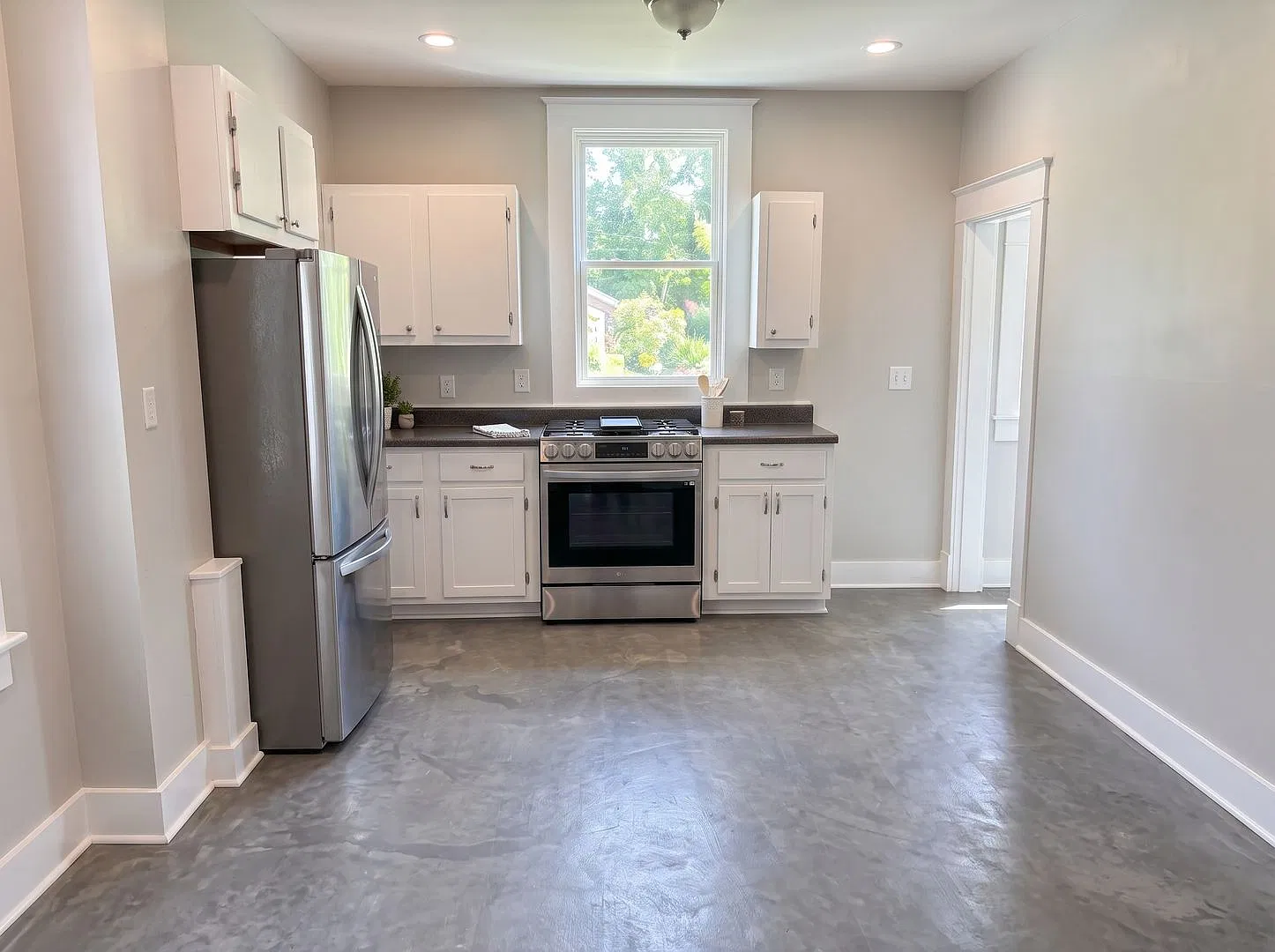 Newly Renovated 3BR Home in Memphis Housing Vouchers Accepted! — Photo 3