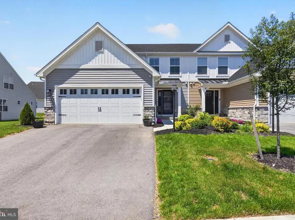 82 Long Bend Dr Lot 233, Carlisle, PA 17015
