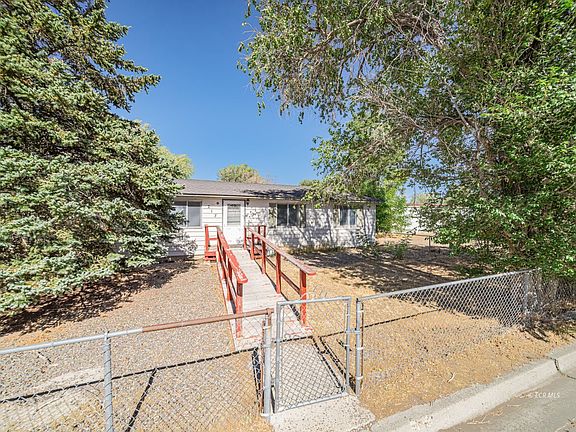3rd image of 217 4th St