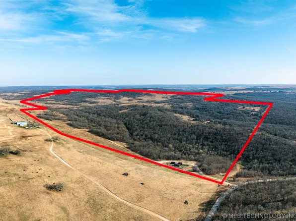 676 S Dripping Springs Lake Rd, Okmulgee, OK 74447