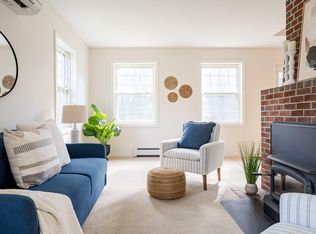 20 Windsor Pines Dr, Scarborough, ME 04074