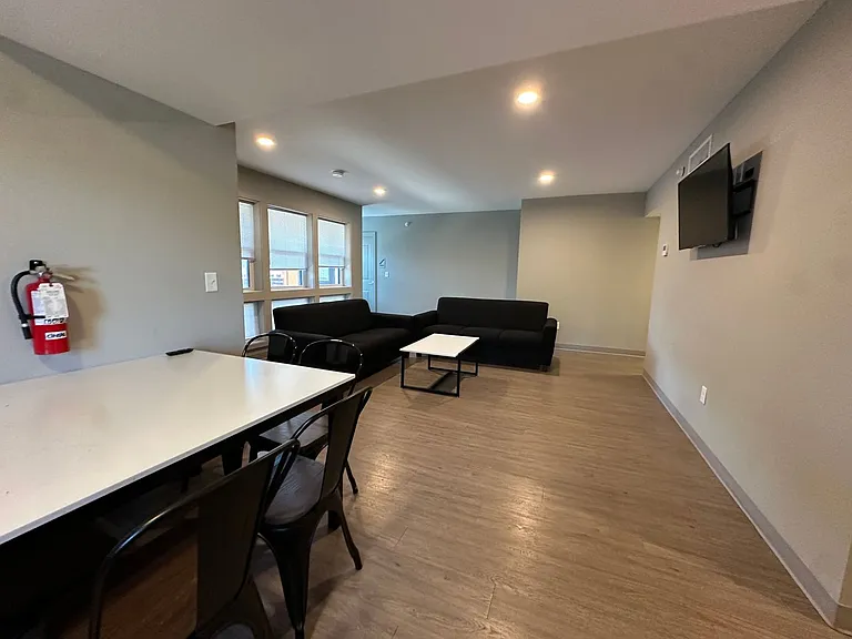 126 College Ave — Photo 30