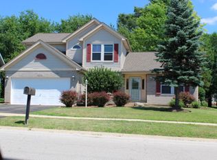 2262 Cheshire Dr, Aurora, IL 60502