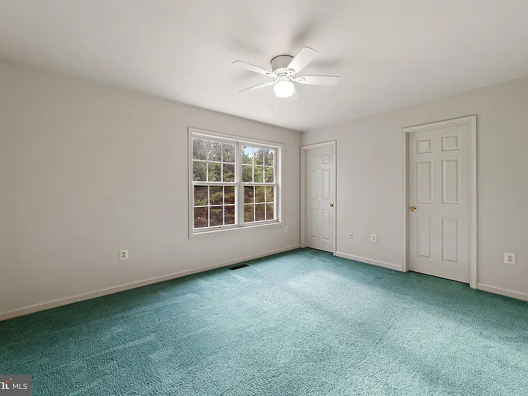 570 Highland Towne Ln — Photo 15