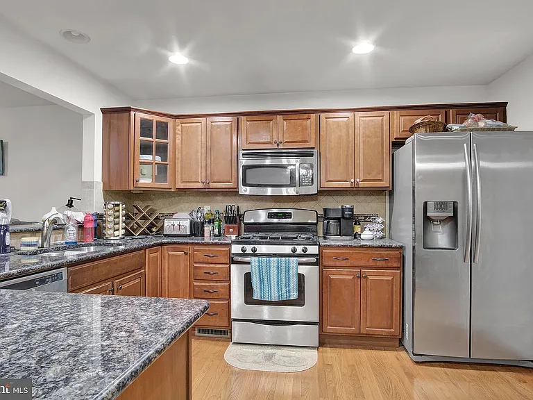 432 Brigantine Ct — Photo 12