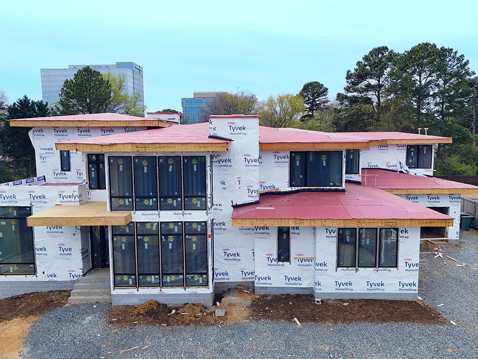 1st image of 206 Lynwood Ln