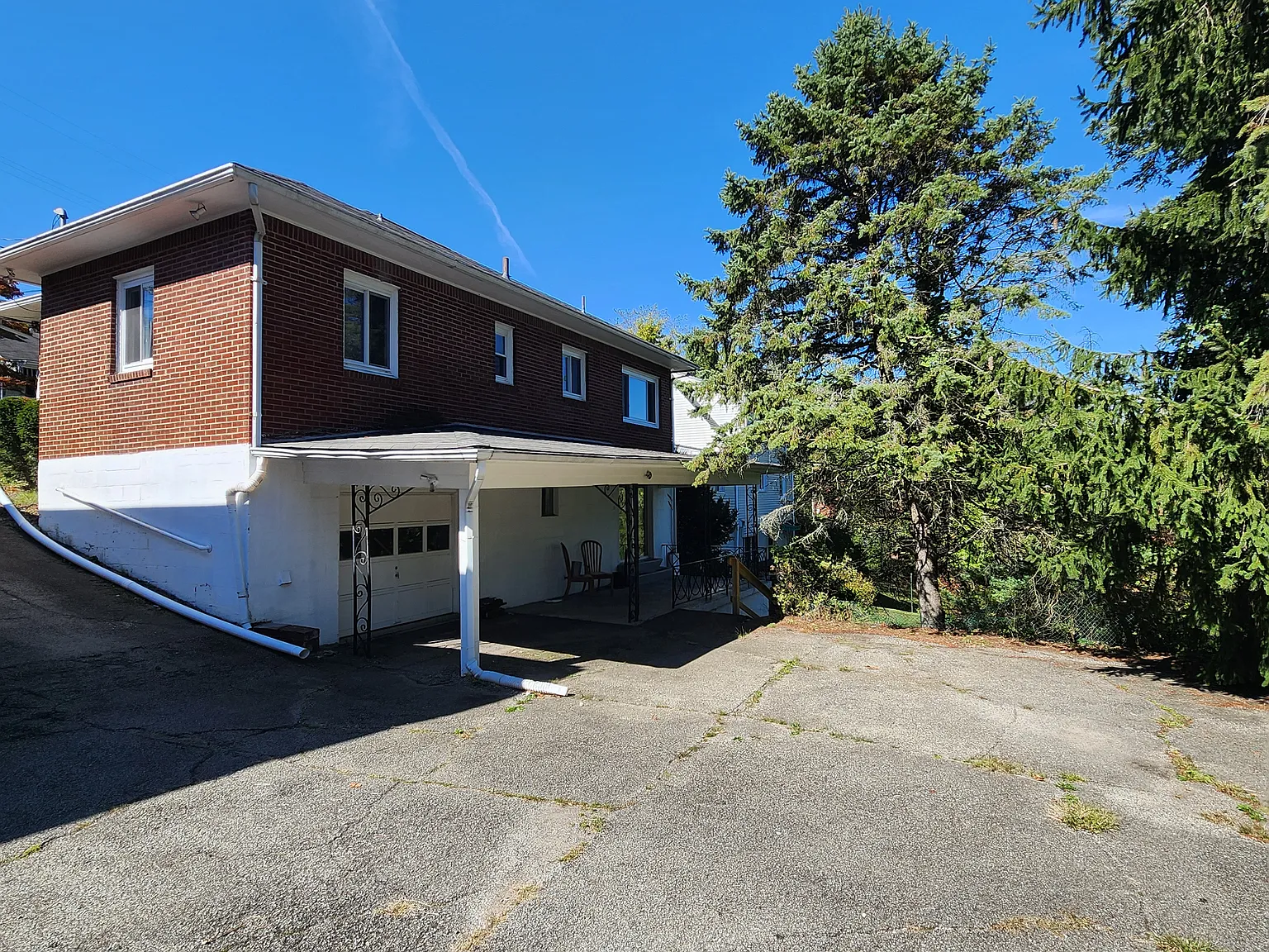2 bed, 1600 sqft, $1,450 — Photo 2