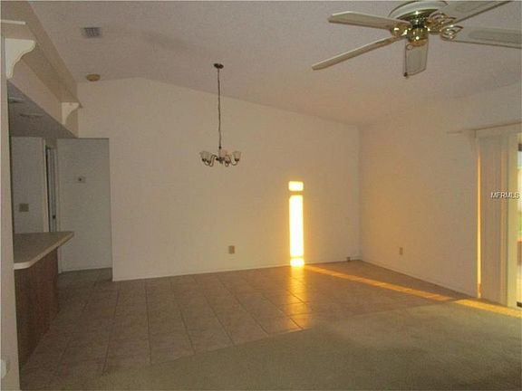 2nd image of 3950 Lake Blvd
