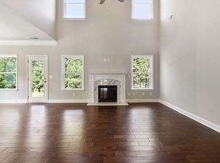 4450 Heatherwood Dr SW, Atlanta, GA 30331