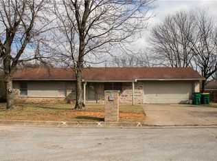 1505 Thelma St, Springdale, AR 72764